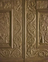 Detalhe da porta central da basílica, decorada 1439-45 (bronze) (ver também 247330-247337)